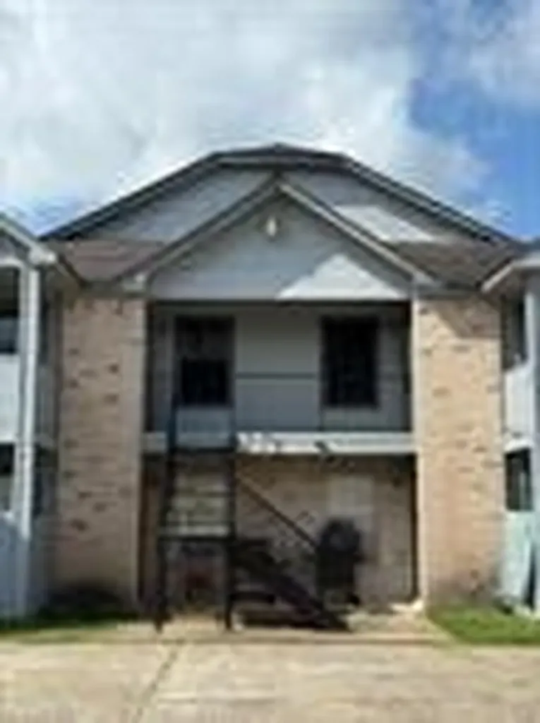 812 Jefferson Avenue D Cleveland TX 77327