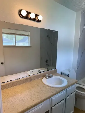 812 Jefferson Avenue D Cleveland TX 77327