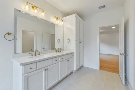 1114 Pearlwood Drive Houston TX 77008