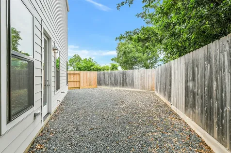 1114 Pearlwood Drive Houston TX 77008