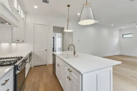 1114 Pearlwood Drive Houston TX 77008