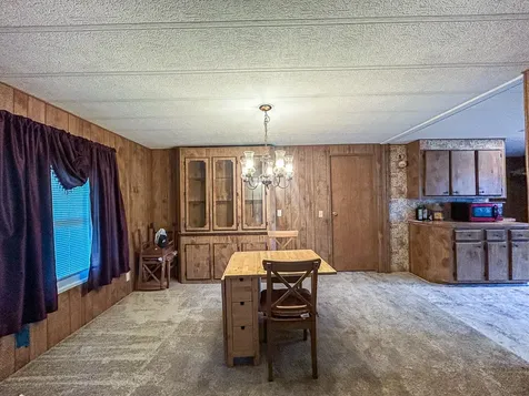3221 Kingston Drive Huntsville TX 77340