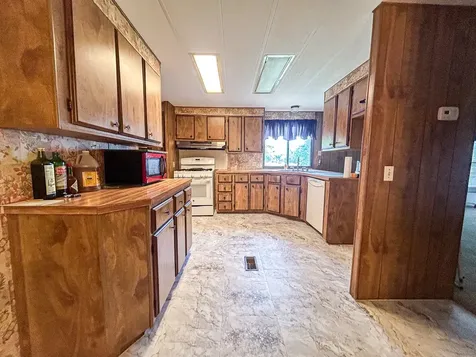 3221 Kingston Drive Huntsville TX 77340