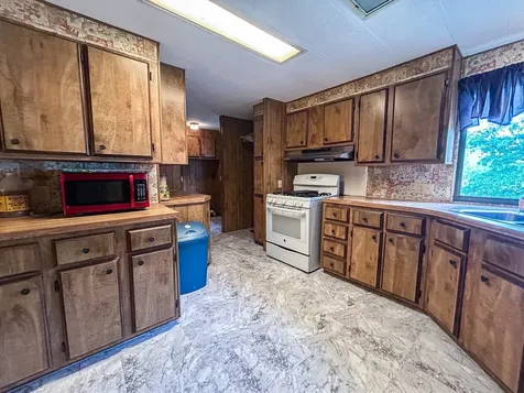 3221 Kingston Drive Huntsville TX 77340