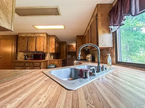 3221 Kingston Drive Huntsville TX 77340