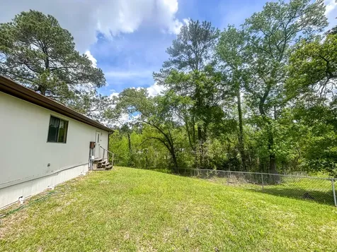 3221 Kingston Drive Huntsville TX 77340