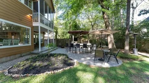 10 Owls Cove Place The Woodlands TX 77382