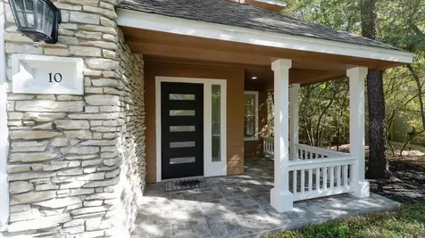 10 Owls Cove Place The Woodlands TX 77382