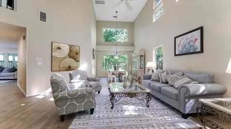 10 Owls Cove Place The Woodlands TX 77382