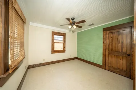 236 S Main Street Grapeland TX 75844