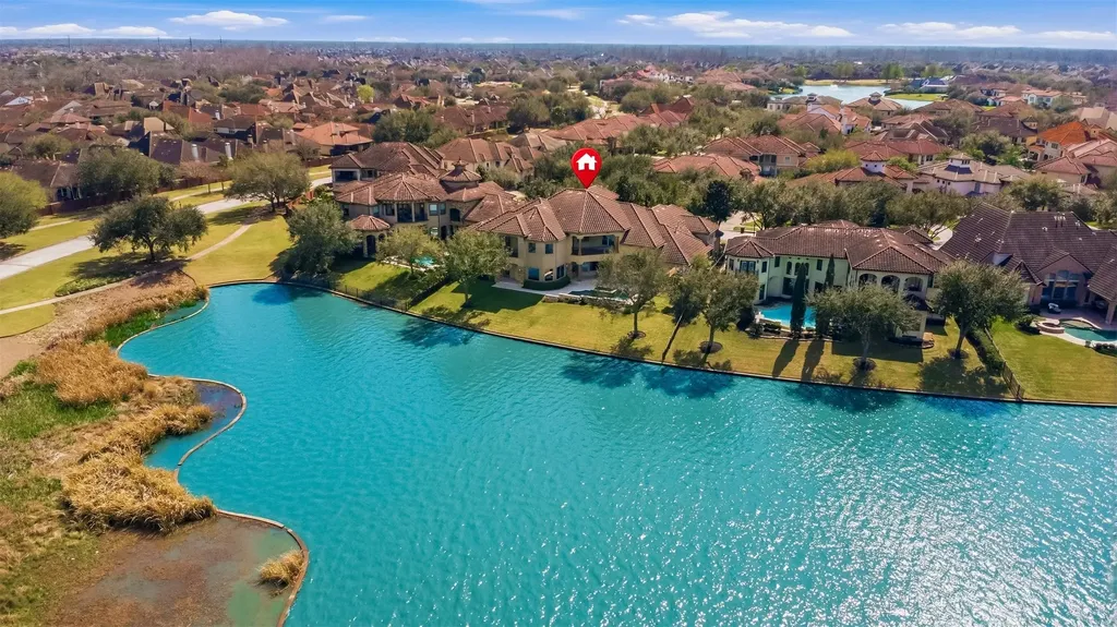 22 Sunset Park Lane Sugar Land TX 77479