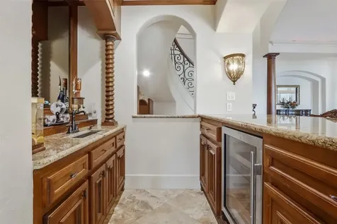22 Sunset Park Lane Sugar Land TX 77479