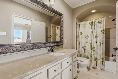 22 Sunset Park Lane Sugar Land TX 77479