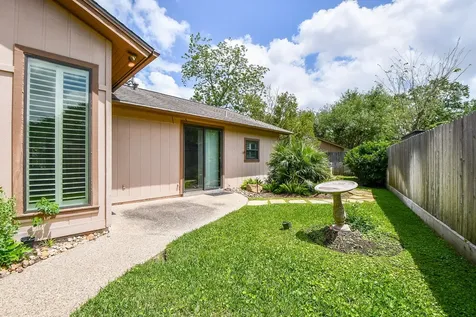 3002 Montford Court Sugar Land TX 77478