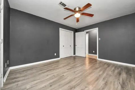 5001 Glenhaven Drive Baytown TX 77521