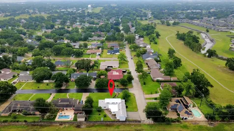 5001 Glenhaven Drive Baytown TX 77521