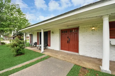 5001 Glenhaven Drive Baytown TX 77521