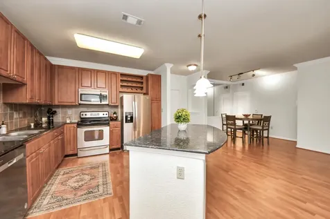 1711 Old Spanish Trail 324 Houston TX 77054