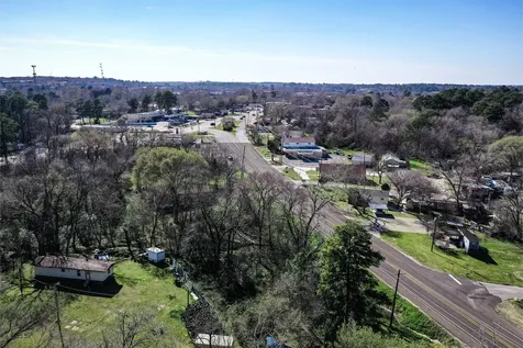 312 & 314 State Highway 30 E Huntsville TX 77320
