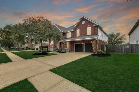 3612 W Pine Orchard Drive Pearland TX 77581
