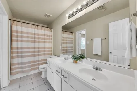 3612 W Pine Orchard Drive Pearland TX 77581