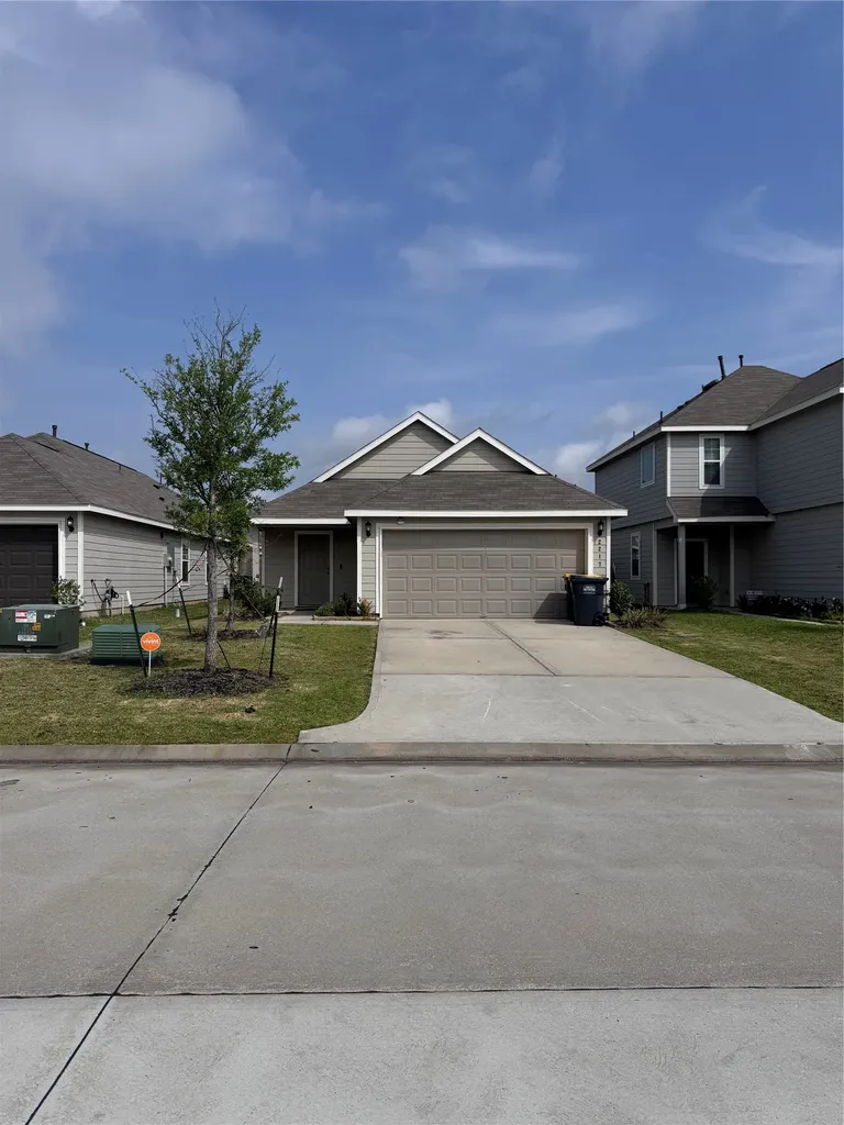2217 Middle Ridge Drive Conroe TX 77301