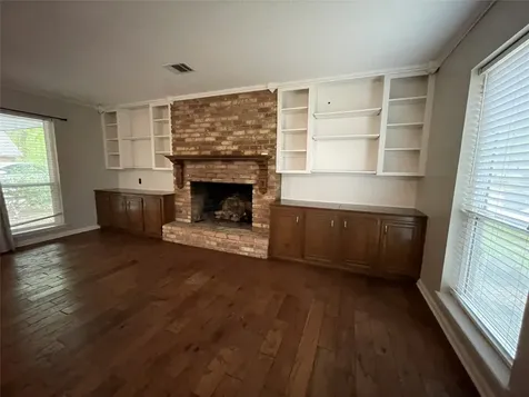 7 Woody Creek Drive A Conroe TX 77301