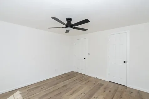 211 W South Street Alvin TX 77511