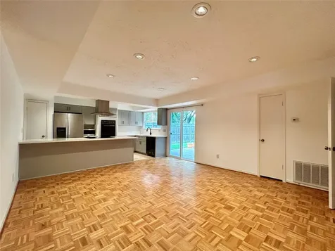 2551 Coopers Post Lane Sugar Land TX 77478