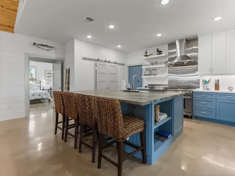 174 County Road 243 Bay City TX 77414