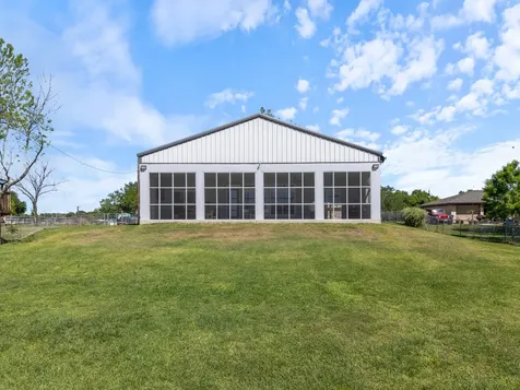 174 County Road 243 Bay City TX 77414