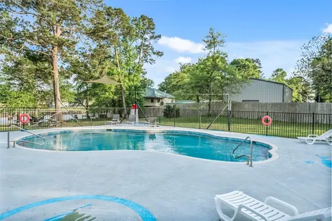 26 Hillsborough Drive Huntsville TX 77340
