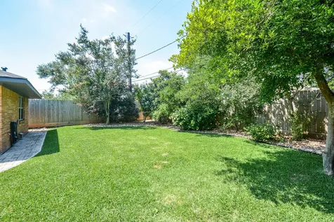 1815 Sea Queen Court Houston TX 77008