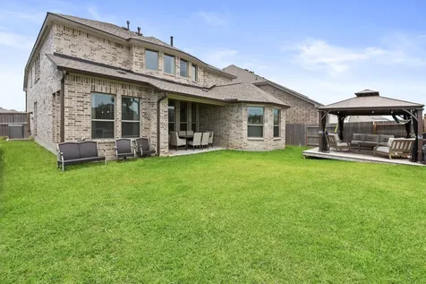 2122 Lierna Drive Texas City TX 77568