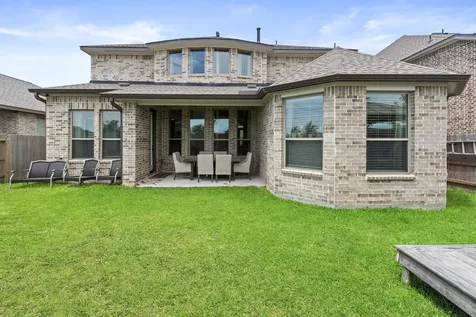 2122 Lierna Drive Texas City TX 77568