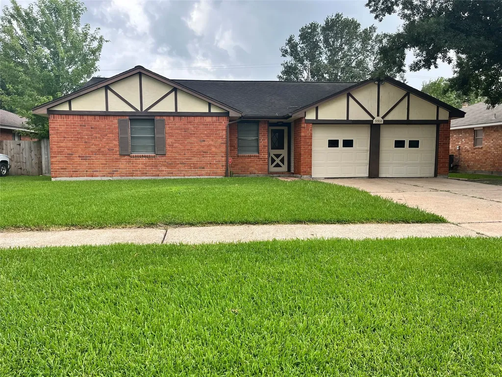 9910 Stonemont Road La Porte TX 77571