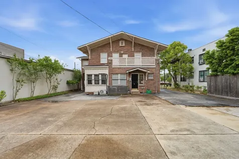 626 W Alabama Street Houston TX 77006