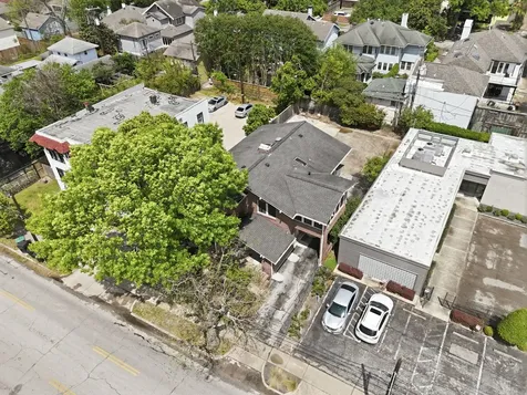 626 W Alabama Street Houston TX 77006