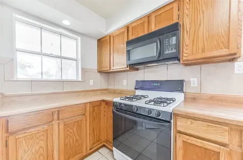 16606 Burlcreek Houston TX 77084