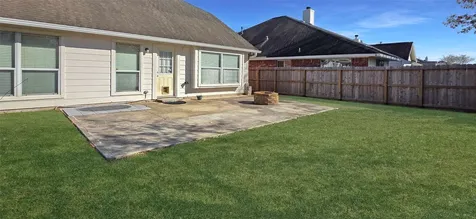 2202 Drake Falls Drive Pearland TX 77584