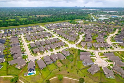 18327 Shallow Hill Court Houston TX 77084