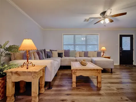 9326 Kostelnik Street Needville TX 77461