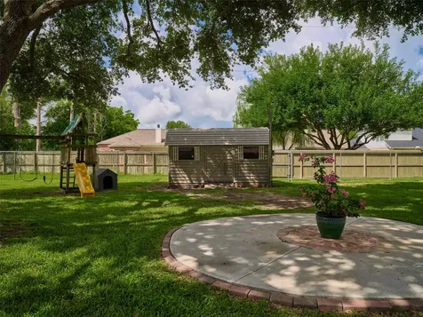 9326 Kostelnik Street Needville TX 77461