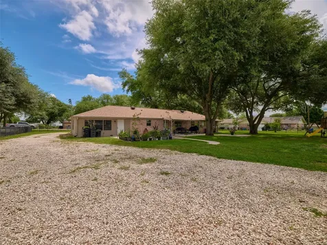 9326 Kostelnik Street Needville TX 77461