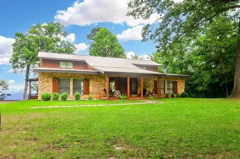 169 Cheyenne Street Zavalla TX 75980