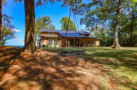 169 Cheyenne Street Zavalla TX 75980