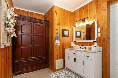 169 Cheyenne Street Zavalla TX 75980