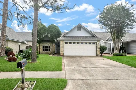 9111 Belle Glen Drive Houston TX 77099