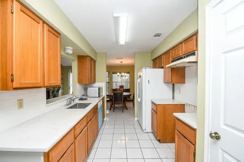 9111 Belle Glen Drive Houston TX 77099