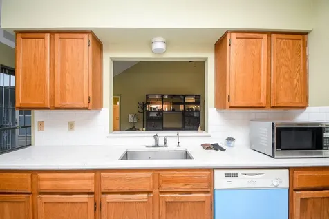 9111 Belle Glen Drive Houston TX 77099